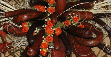 Uzeninové kytice jako dárek.